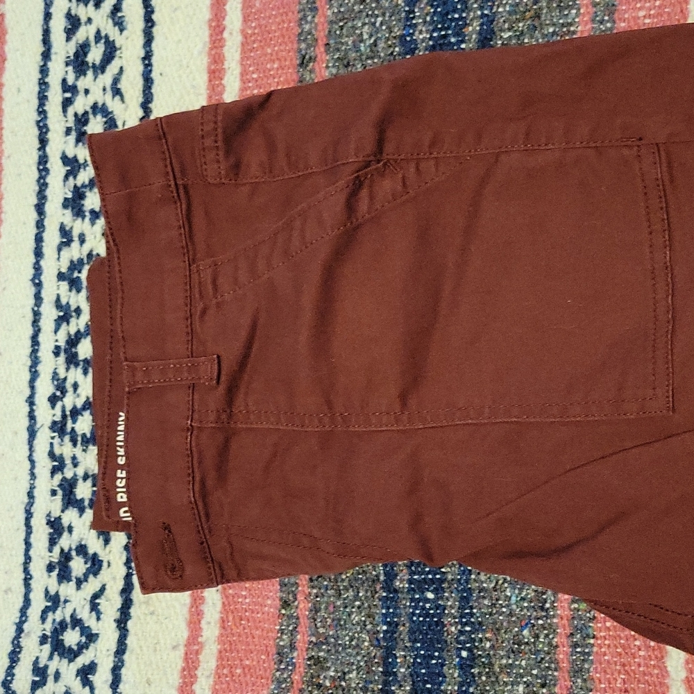 Burgundy "Jean "